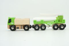 brio-33526-windrad-mit-transporter-01